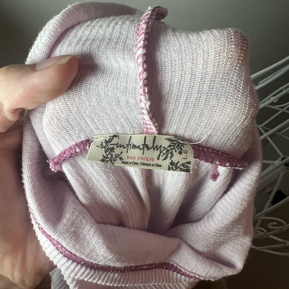 Free People Hi Hon Ribbed Turtleneck Top In Lilac Size L Stitched Intimately FP - Picture 3 of 5